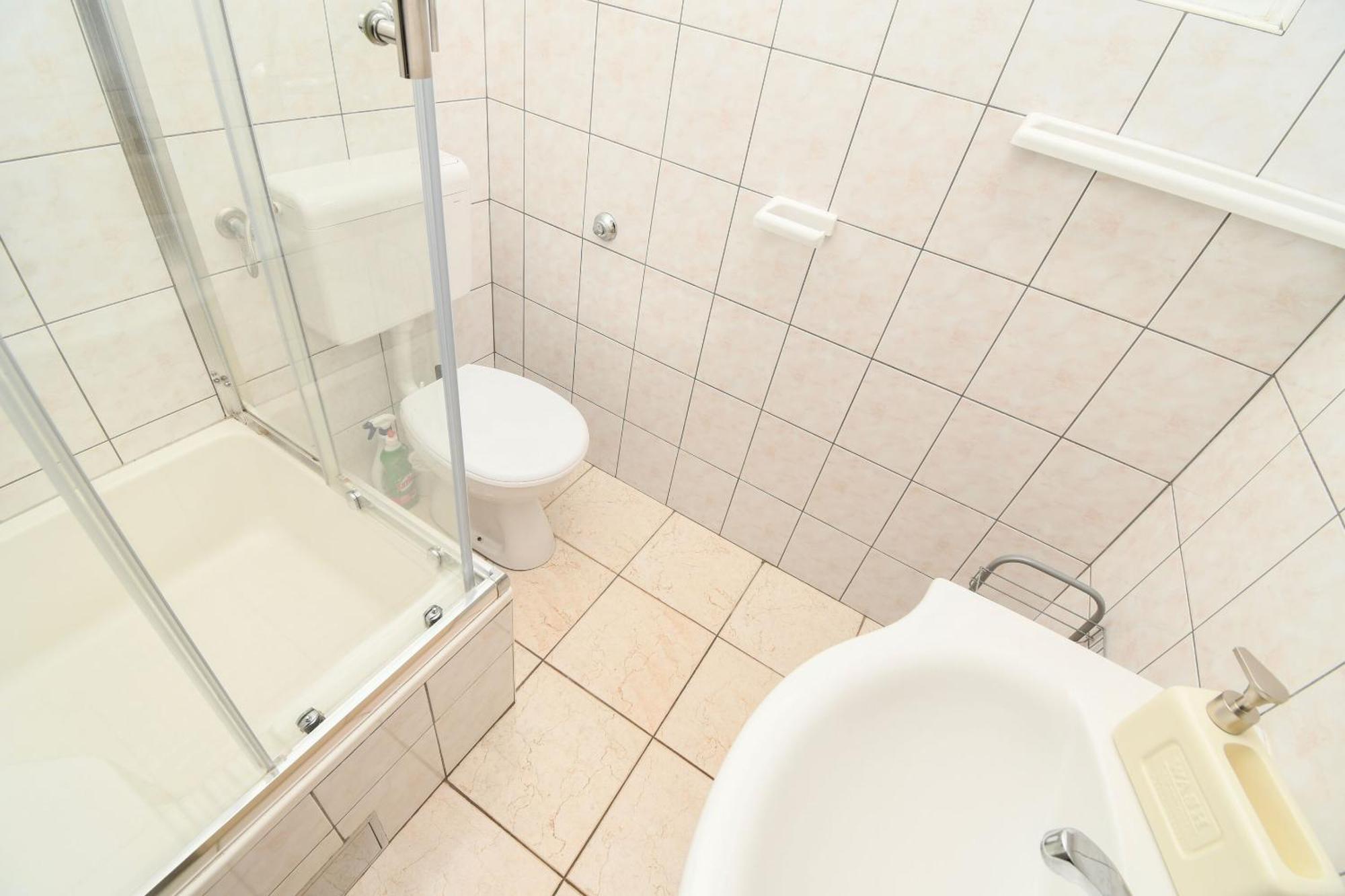 Apartments Biserka - 50 M From Beach Трогір Екстер'єр фото